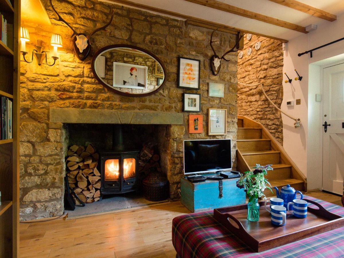 Lily Cottage Tew Exteriör bild
