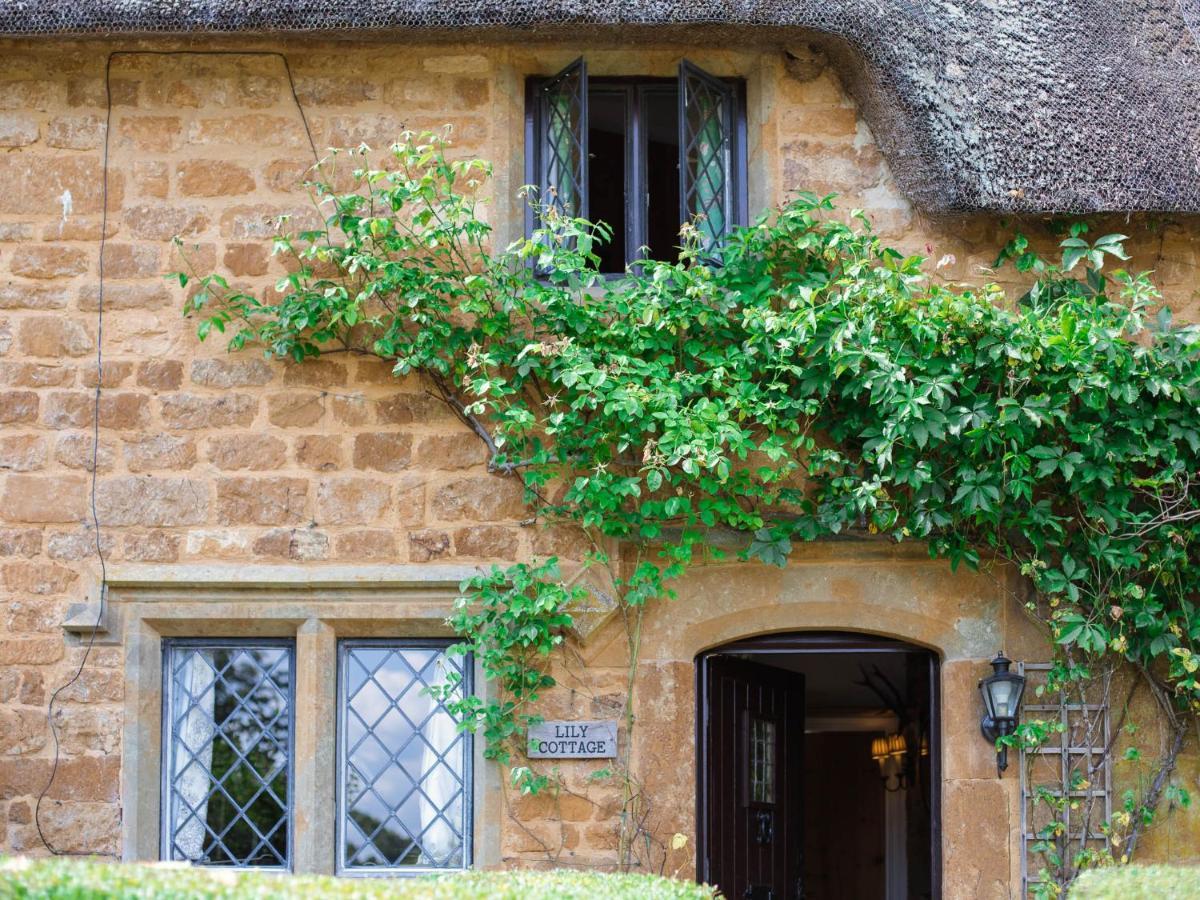 Lily Cottage Tew Exteriör bild